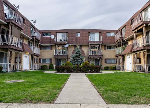 Property at 8538 W Catherine Ave Unit 4N, Chicago, IL 60656, 2 beds, 1 bath