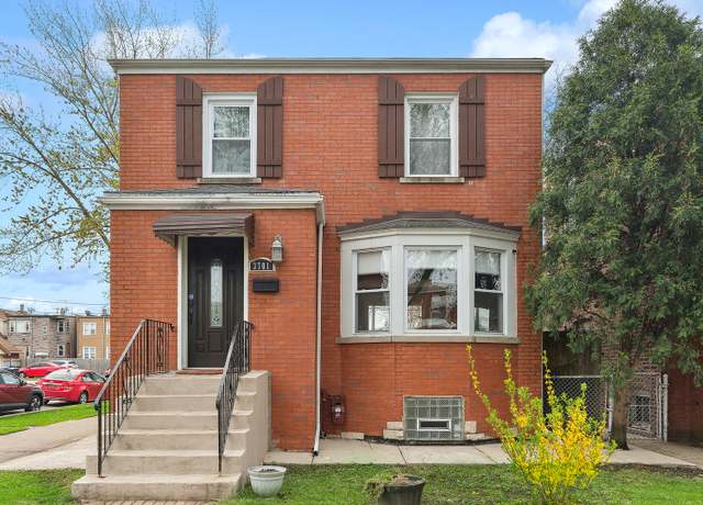 Property at 3701 W 57th Pl, Chicago, IL 60629, 3 beds, 2 baths