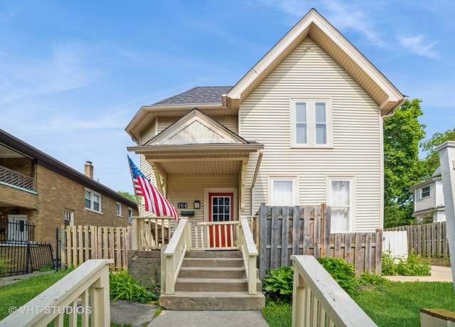 Property at 164 S Porter St, Elgin, IL 60120, 4 beds, 2 baths
