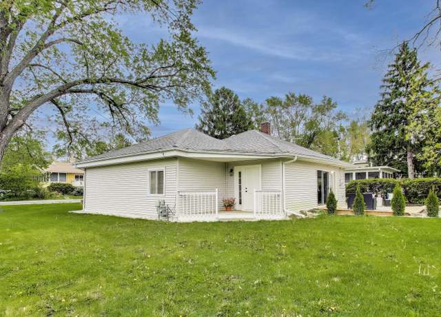 Property at 42997 N Janette St, Antioch, IL 60002, 3 beds, 2.5 baths