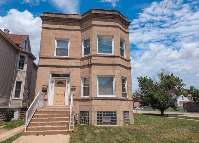 Property at 104 W 112th Pl, Chicago, IL 60628, 6 beds, 3 baths