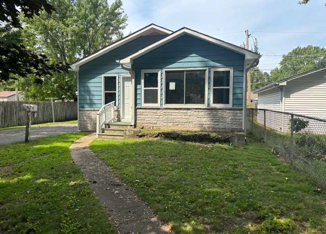 Property at 2816 Emmaus Ave, Zion, IL 60099, 2 beds, 1 bath