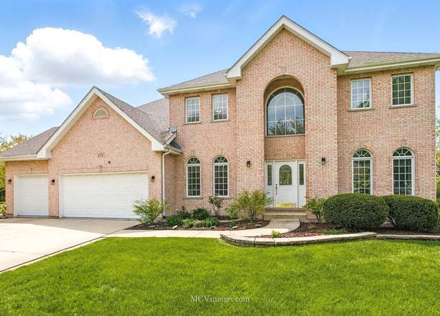 Property at 404 Verbena Ct, Naperville, IL 60565, 5 beds, 4 baths