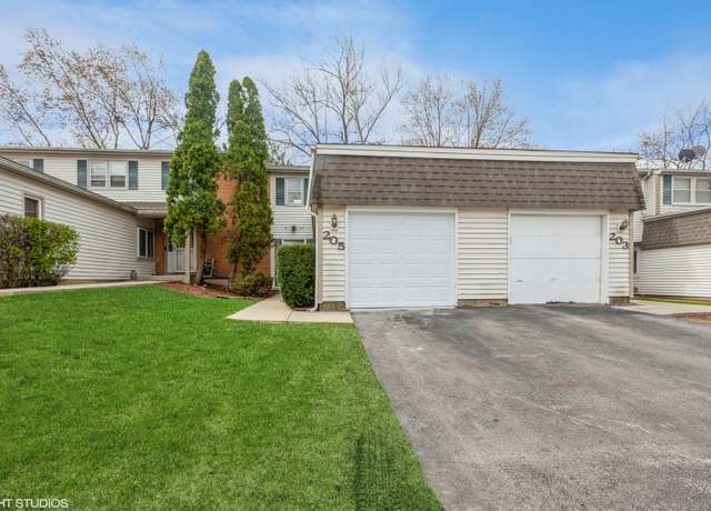Property at 205 Fuller Ln, Bolingbrook, IL 60440, 3 beds, 2.5 baths