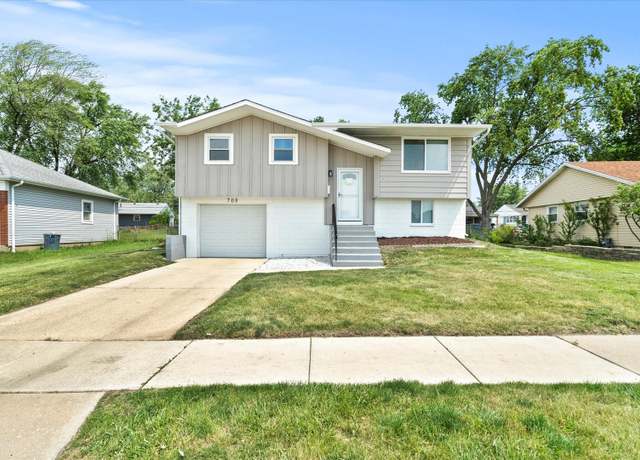 Property at 708 Newland Ave, Romeoville, IL 60446, 3 beds, 1.5 baths