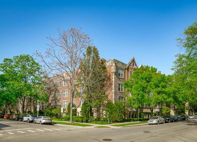 Property at 344 S Maple Ave Unit 2B, Oak Park, IL 60302, 3 beds, 2 baths