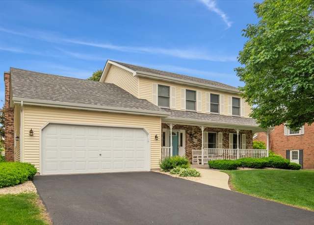 Property at 10 S Canterbury Rd, Aurora, IL 60506, 4 beds, 2.5 baths