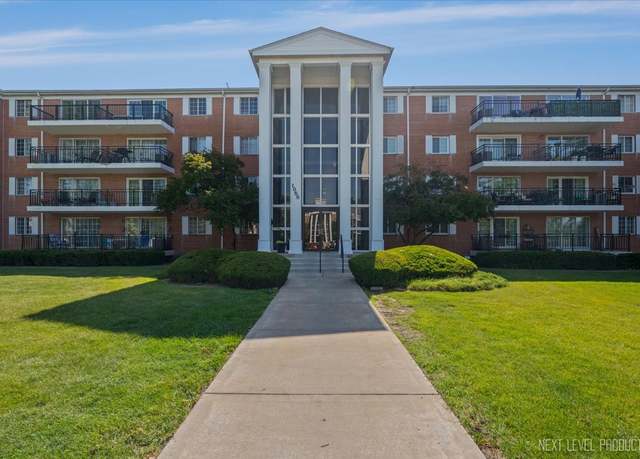 Property at 1050 N Farnsworth Ave #202, Aurora, IL 60505, 1 bed, 1 bath