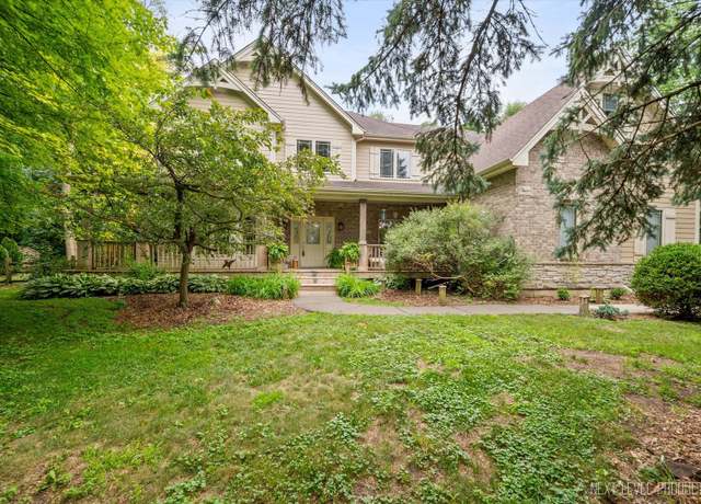Property at 7N107 Hastings Dr, St. Charles, IL 60175, 4 beds, 3.5 baths