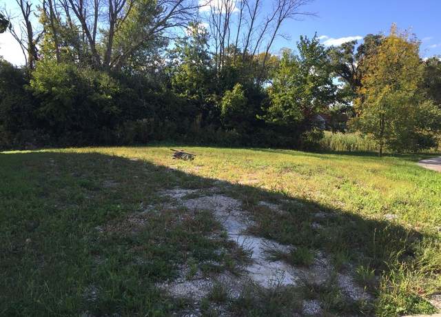 Property at 18229 W Banbury Dr, Gurnee, IL 60031