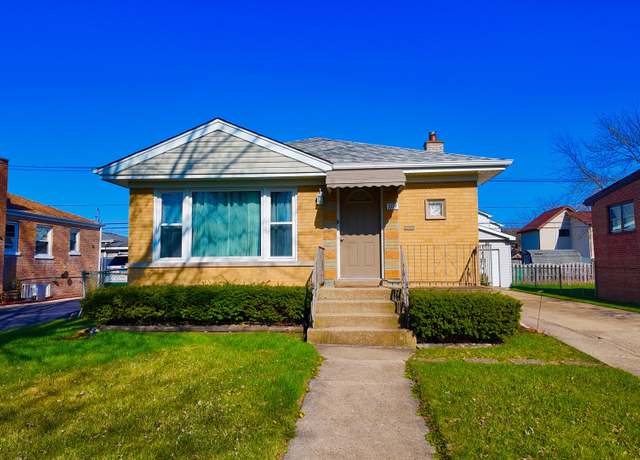 Property at 3113 Euclid Dr, South Chicago Heights, IL 60411, 3 beds, 2 baths