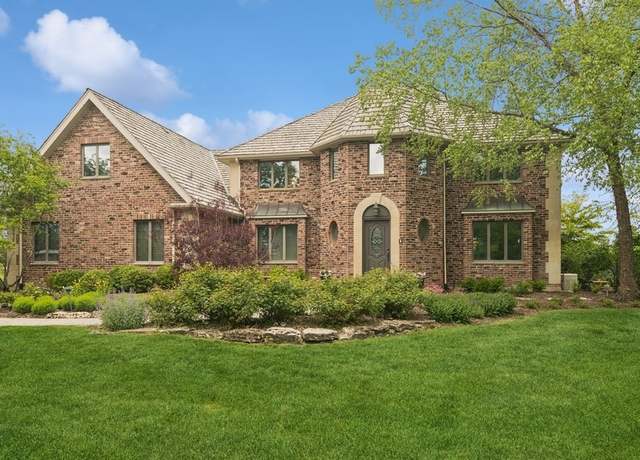 Property at 22902 W Lochanora Dr, Hawthorn Woods, IL 60047, 4 beds, 3 baths