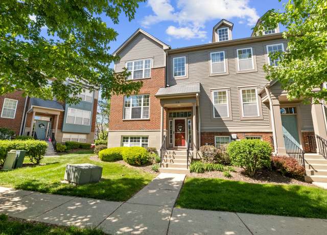 Property at 210 Station Park Cir, Grayslake, IL 60030, 2 beds, 2.5 baths