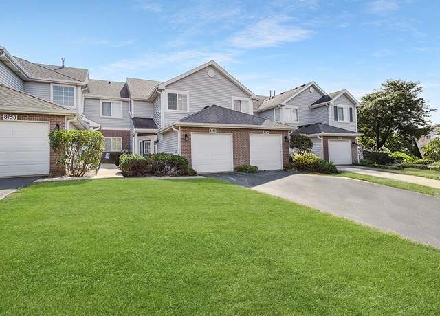 Property at 8156 Ripple Ridge Dr, Darien, IL 60561, 2 beds, 2.5 baths