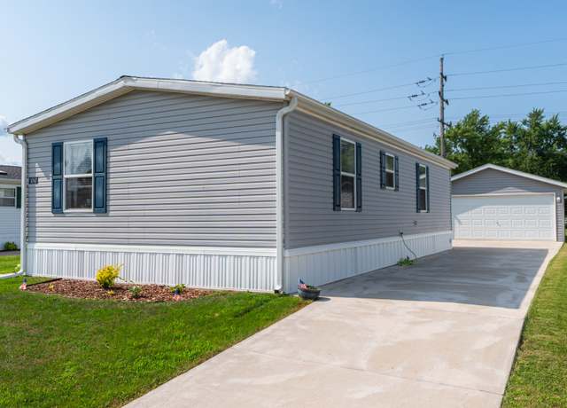 Property at 1061 Daleann Ave, Dekalb, IL 60115, 3 beds, 2 baths
