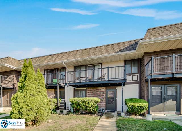 Property at 1137 Court A Dr, Hanover Park, IL 60133, 3 beds, 1.5 baths