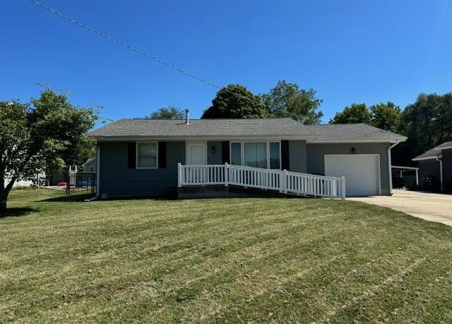 Property at 604 Elm St, Delavan, IL 61734, 2 beds, 1 bath