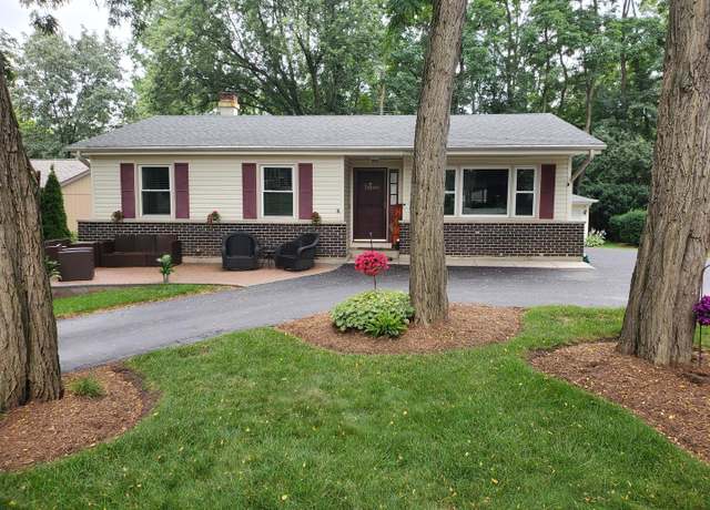 Property at 26W035 Hazel Ln, Wheaton, IL 60187, 3 beds, 2 baths
