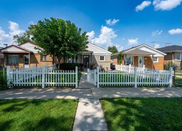 Property at 7720 Newland Ave, Burbank, IL 60459, 3 beds, 1 bath