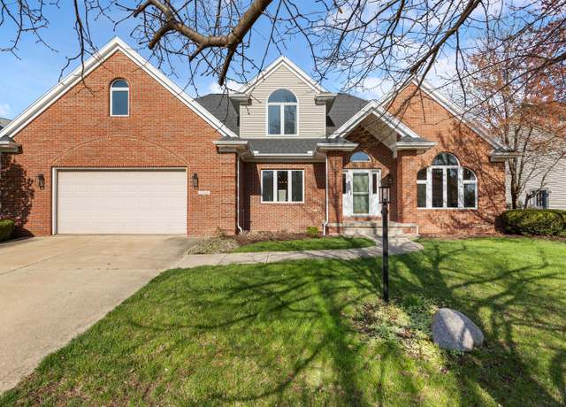Property at 3205 Cherry Hills Dr, Champaign, IL 61822, 4 beds, 4.5 baths