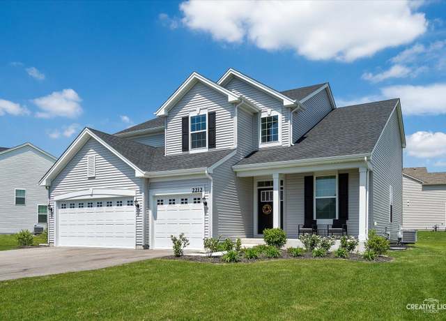 Property at 2212 Country Hills Dr, Yorkville, IL 60560, 4 beds, 2.5 baths