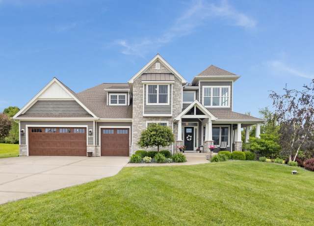 Property at 7166 Clubhouse Dr, Yorkville, IL 60560, 4 beds, 4.5 baths