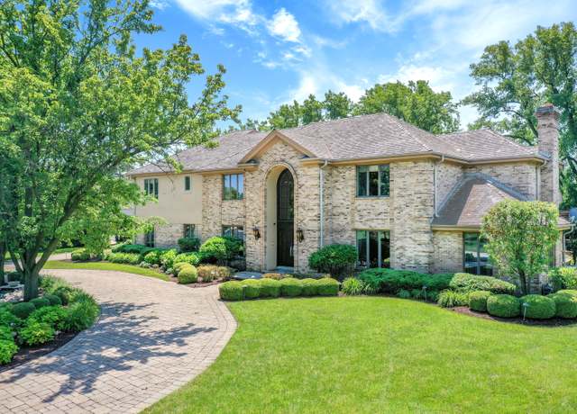 Property at 6447 Manor Dr, Burr Ridge, IL 60527, 6 beds, 7 baths