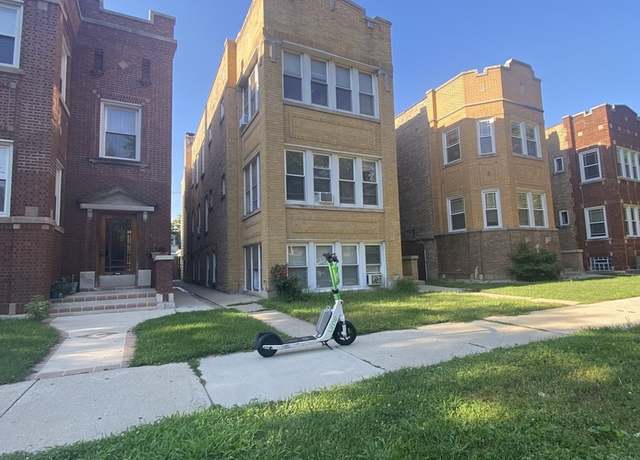 Property at 5352 W Dakin St, Chicago, IL 60641, 6 beds, 3 baths