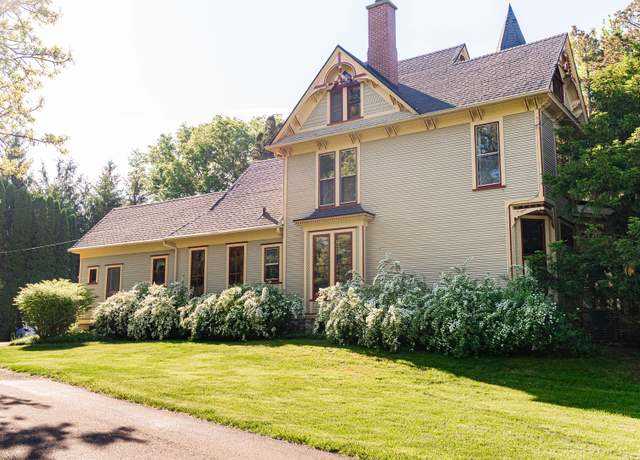 Property at 706 Washington Ave, Dixon, IL 61021, 3 beds, 2 baths