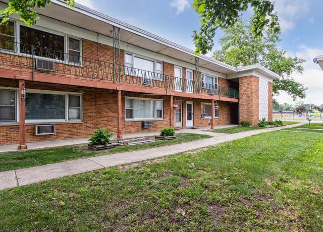 Property at 241 Northway Park Rd #10, Machesney Park, IL 61115, 2 beds, 1 bath