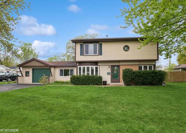 Property at 2404 Meadow Dr, Rolling Meadows, IL 60008, 4 beds, 3 baths