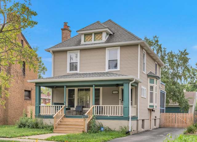 Property at 958 Campbell St, Joliet, IL 60435, 4 beds, 2 baths
