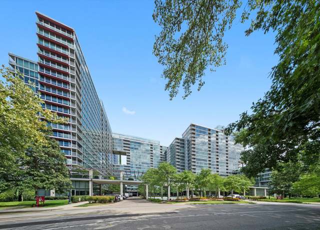 Property at 9725 Woods Dr #309, Skokie, IL 60077, 2 beds, 2 baths