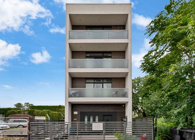 Property at 1921 S Jefferson St, Chicago, IL 60616, 11 beds, 9.5 baths