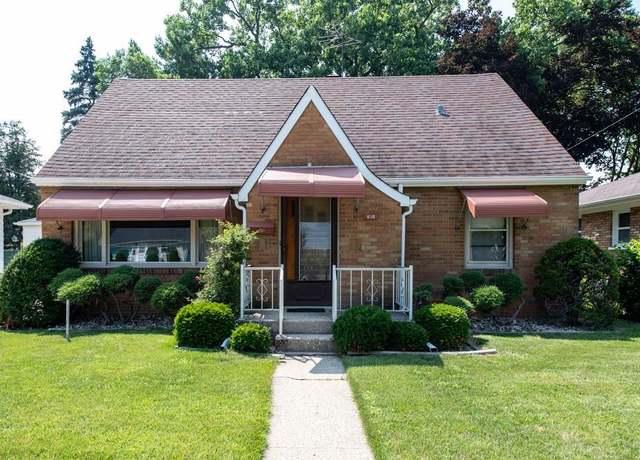 Property at 618 N Lewis Ave, Waukegan, IL 60085, 3 beds, 3 baths
