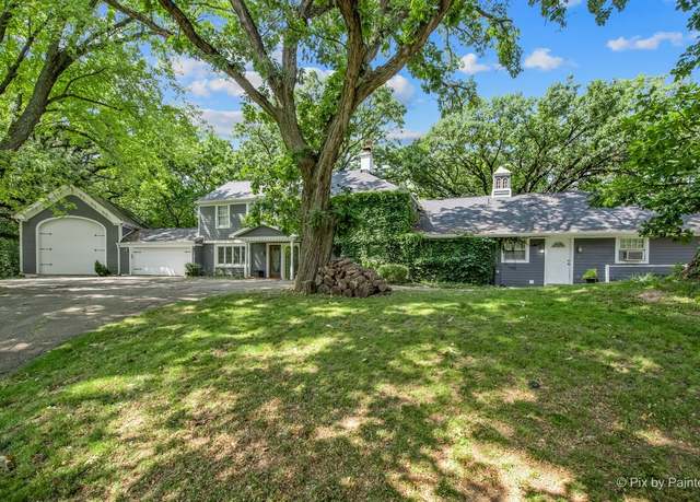 Property at 144 Algonquin Rd, Barrington Hills, IL 60010, 3 beds, 2.5 baths
