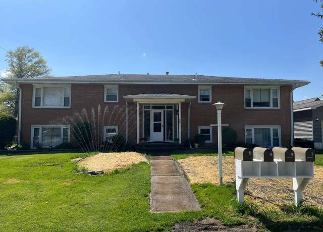 Property at 305 N Elizabeth St, Tolono, IL 61880, 8 beds, 4 baths