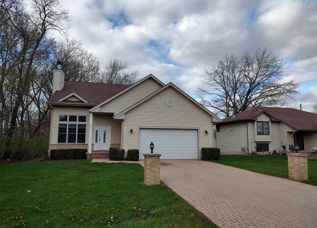 Property at 272 Briar Cliff St, Poplar Grove, IL 61065, 3 beds, 3.5 baths