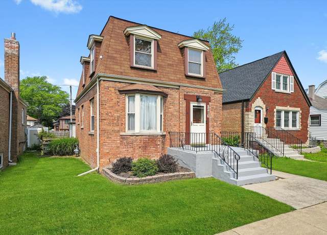 Property at 9316 S Utica Ave, Evergreen Park, IL 60805, 3 beds, 2 baths