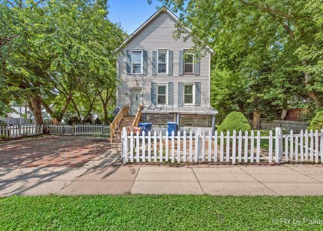 Property at 314 Liberty St, Waukegan, IL 60085, 10 beds, 3 baths