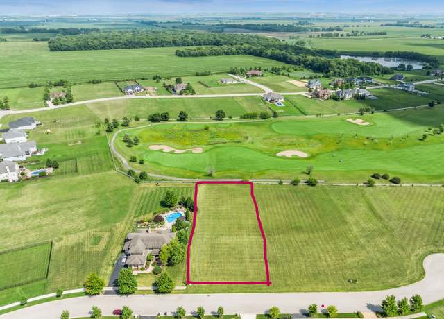 Property at 7148 Golfview Ct, Yorkville, IL 60560