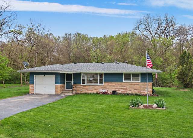 Property at 4603 Bonner Dr, Mchenry, IL 60050, 2 beds, 1 bath