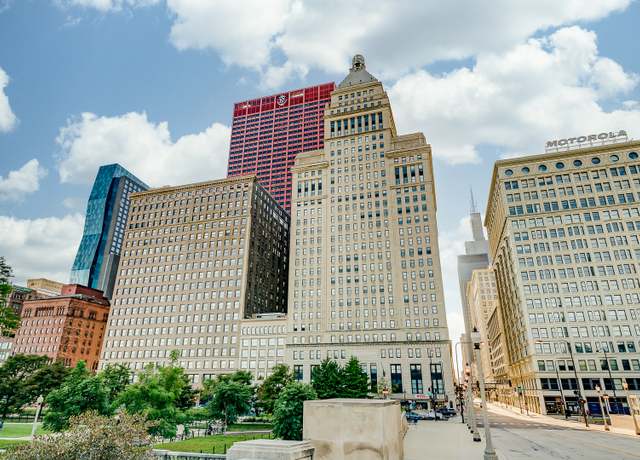 Property at 310 S Michigan Ave #1900, Chicago, IL 60604, 3 beds, 3 baths