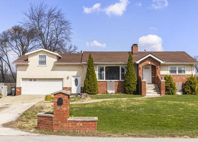Property at 8830 W 83rd Pl, Justice, IL 60458, 5 beds, 3 baths