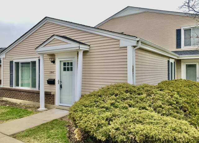 Property at 1547 Quaker Ln #1547, Prospect Heights, IL 60070, 2 beds, 1 bath