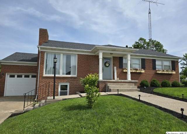 Property at 202 W Archer Ave, La Harpe, IL 62321, 4 beds, 2 baths
