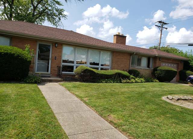 Property at 8340 Tripp Ave, Skokie, IL 60076, 3 beds, 2 baths