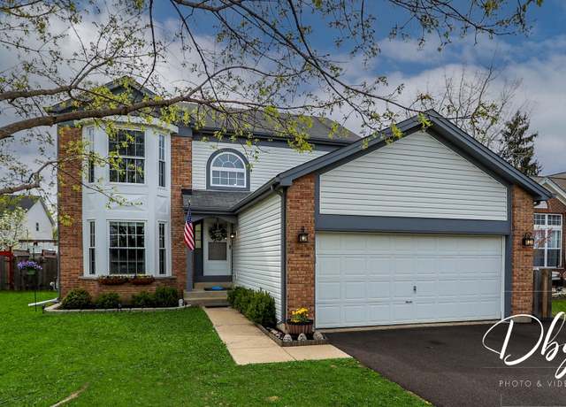 Property at 2426 N Old Pond Ln, Round Lake Beach, IL 60073, 3 beds, 2.5 baths