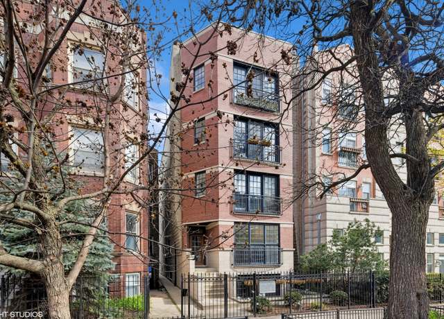 Property at 864 W Buckingham Pl #1, Chicago, IL 60657, 3 beds, 3 baths