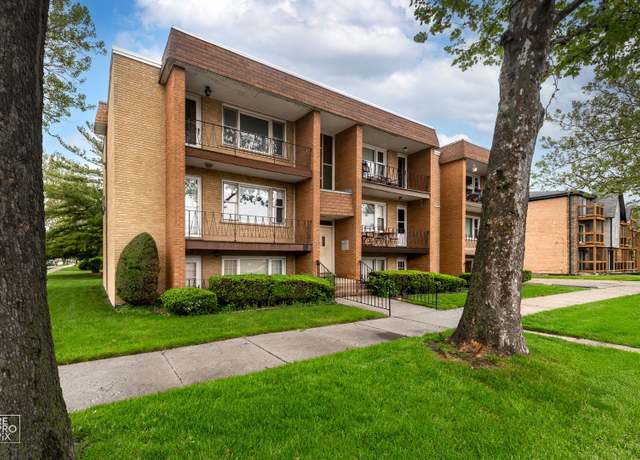Property at 6758 W 64th Pl #13, Chicago, IL 60638, 2 beds, 1 bath